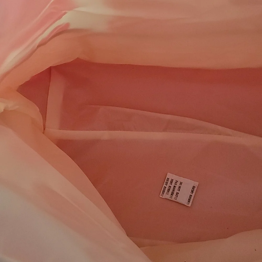 *PRICE DROP* Beach Basics off white and pink insulated tote